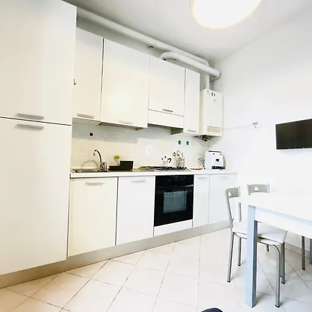 Apartment Navigli Wonferful And Big In The Center Mailand